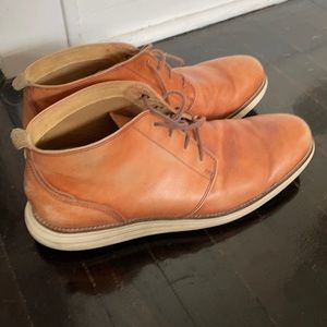 Cole Haan men’s 10.5 Chukas, brown, used
